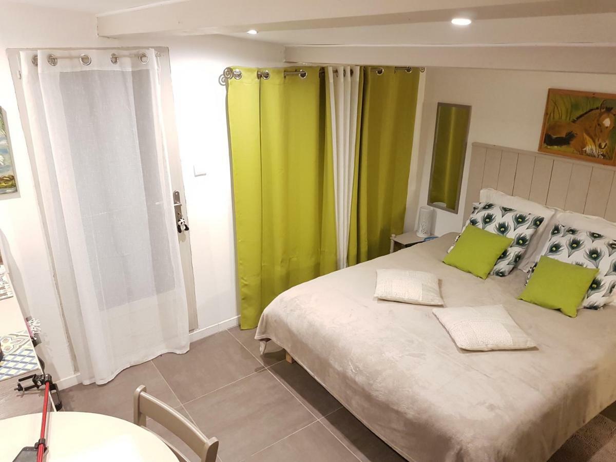 Chambre D'Hote - Mas Le Barret Arles Eksteriør billede