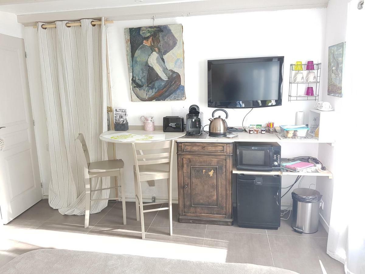 Chambre D'Hote - Mas Le Barret Arles Eksteriør billede